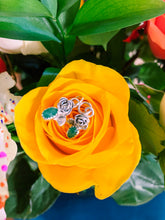 Load image into Gallery viewer, Rose 🌹 Emerald Pendant