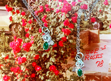 Load image into Gallery viewer, Rose 🌹 Emerald Pendant