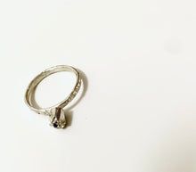Load image into Gallery viewer, Rosette Ring #3

