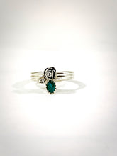 Load image into Gallery viewer, Rose 🌹 Emerald Ring
